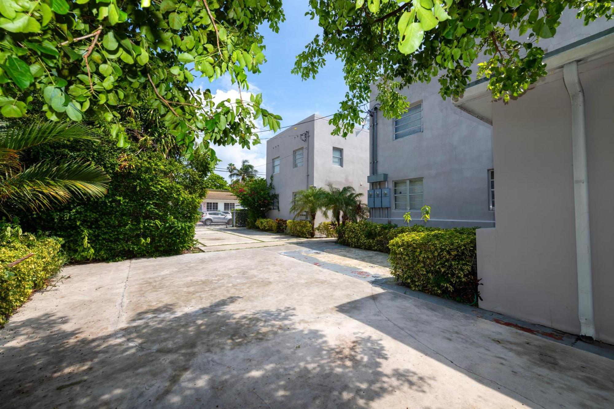 Sunny Days Apartments Μαϊάμι Μπιτς Εξωτερικό φωτογραφία